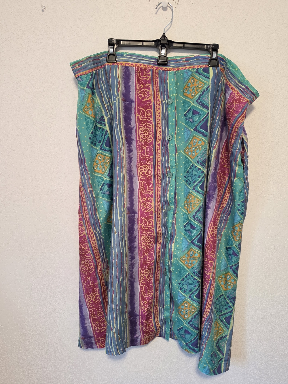 Boho Vintage Options Melrose Silj Button-Front Maxi Skirt in Teal & Purple